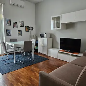 https://maison-navigli.it-lombardy.com